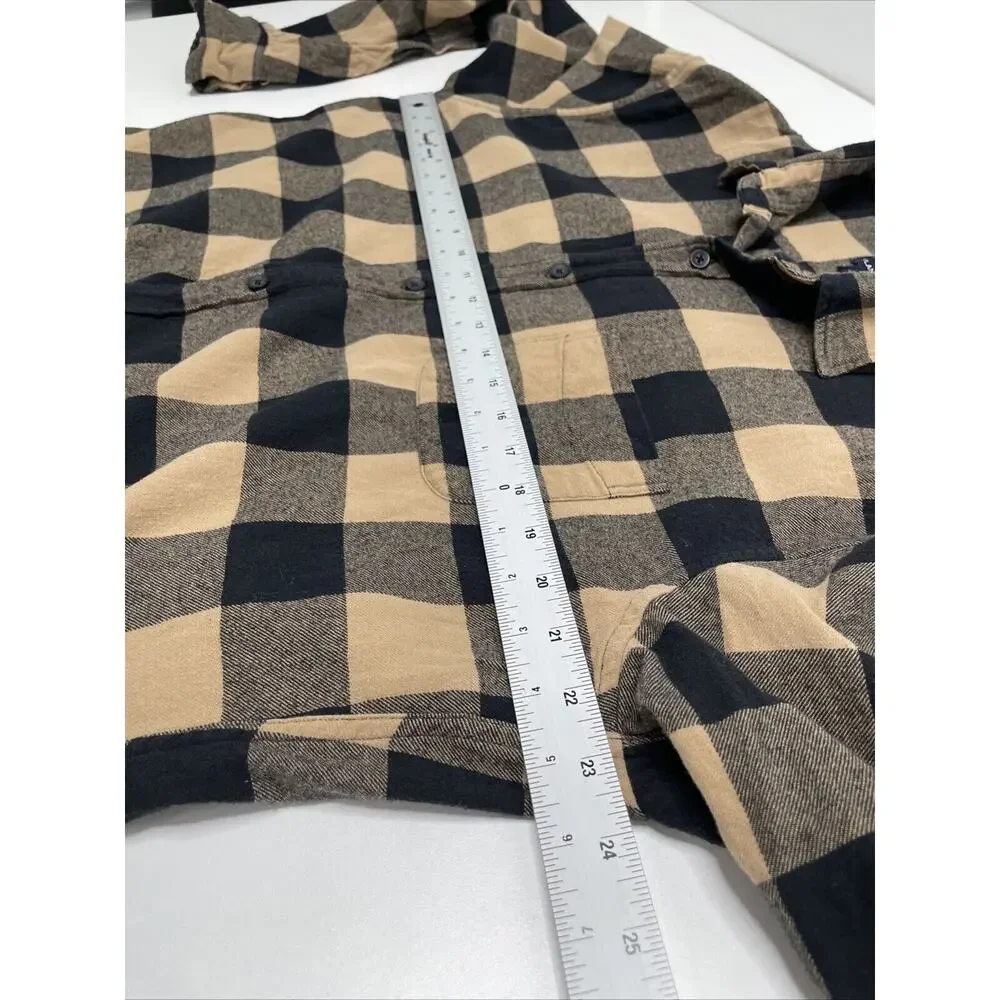 J. Crew Plaid Black Tan Flannel Button Up Shirt Pocket XL Lumber‎ Rugged Camp